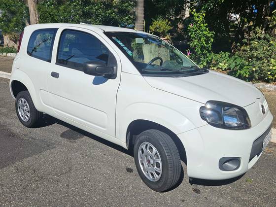 FIAT UNO 1.0 EVO VIVACE 8V FLEX 2P MANUAL